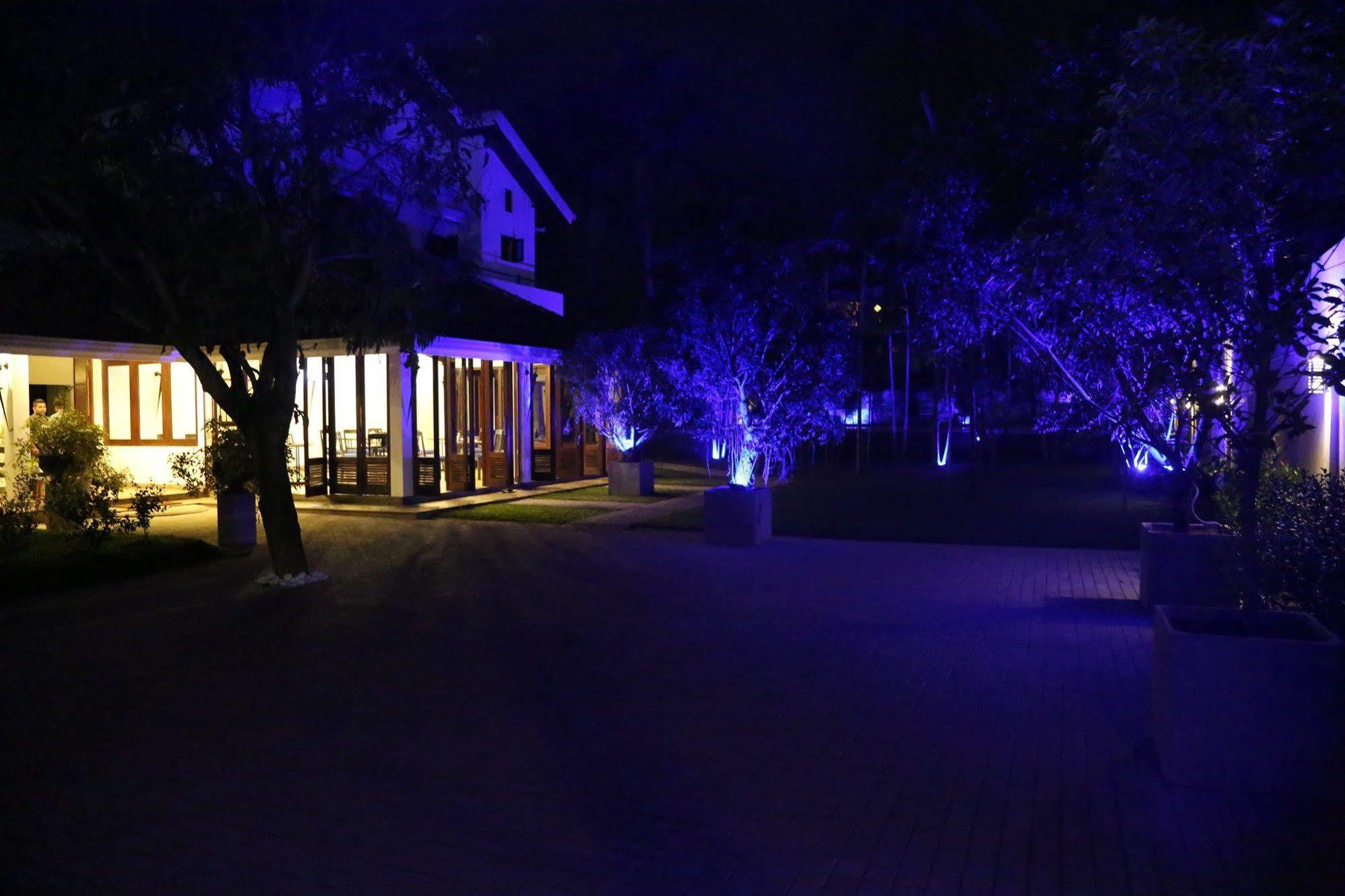 Hotel Tranquil Negombo Boutique Exterior foto