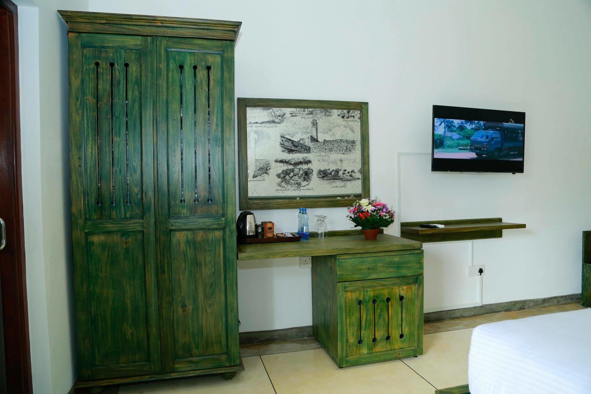 Hotel Tranquil Negombo Boutique Exterior foto